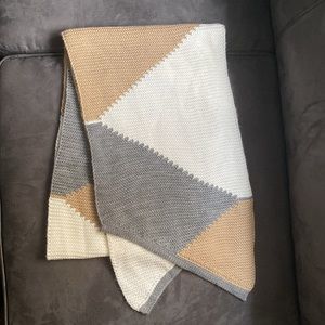 Vince Camuto Scarf